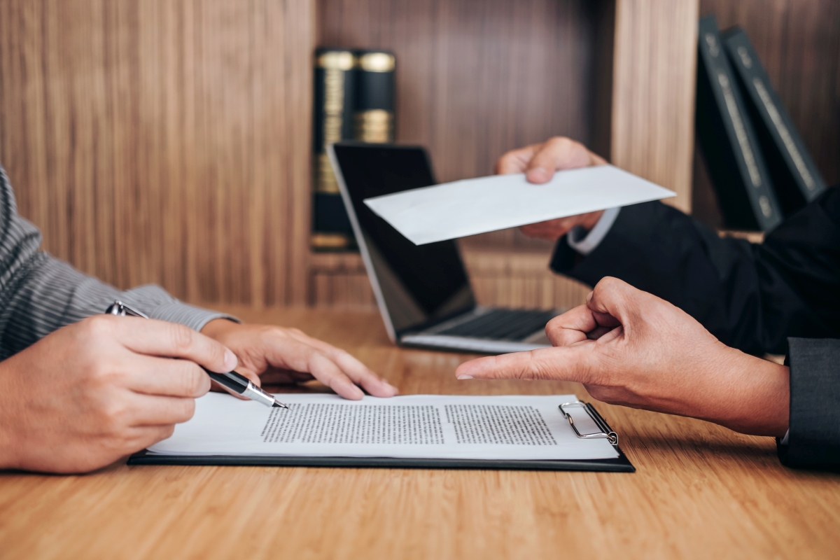 What Is California's Law on Final Paychecks? Coast Employment Law
